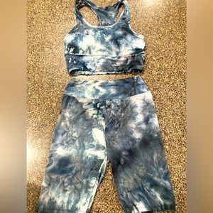 New fashion park city sports bra and yoga shorts handmade tie dye workout set